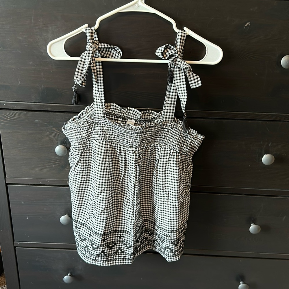 Old navy blouse